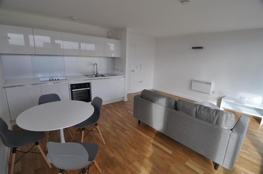 Platinum Penthouse Apartman Bradford  Kültér fotó