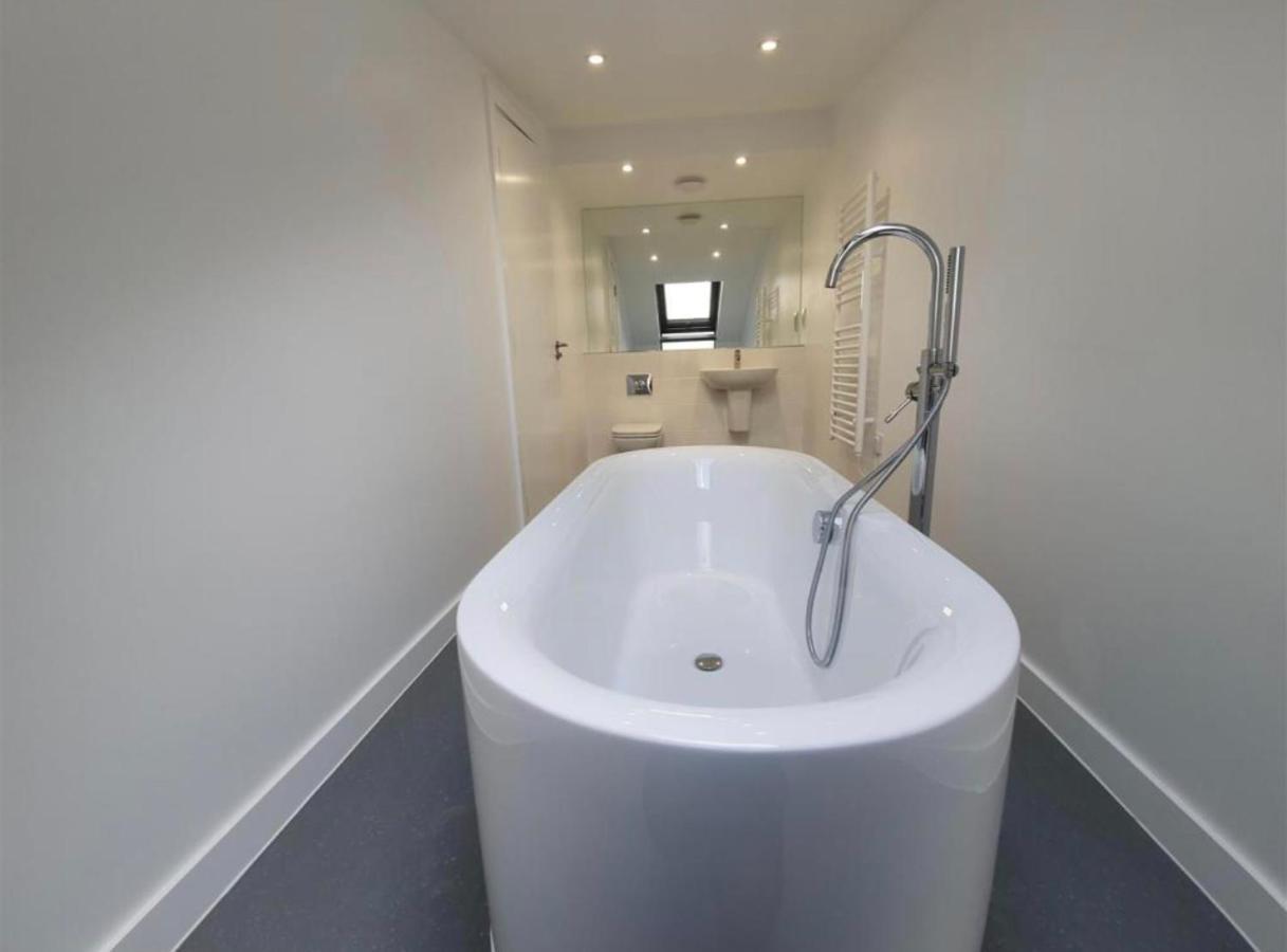 Platinum Penthouse Apartman Bradford  Kültér fotó